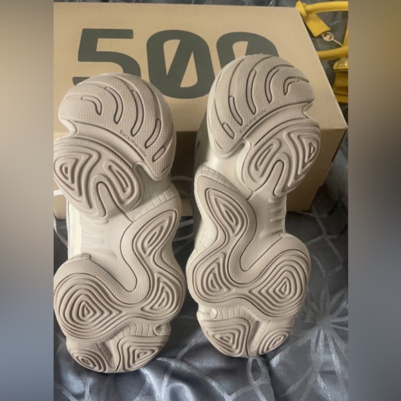 2021 Yeezy 500 'Taupe Light' - Picture 8 of 16